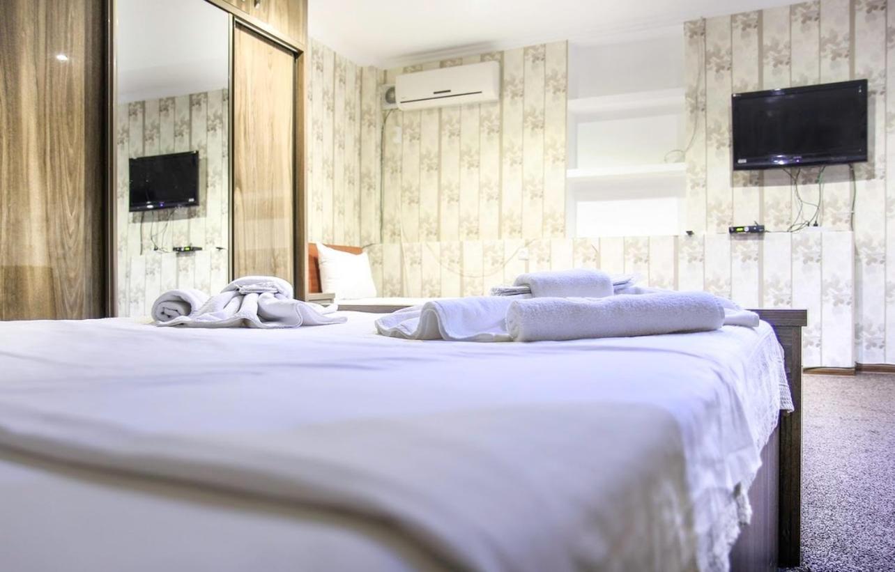 Royal Hotel Tbilissi Extérieur photo