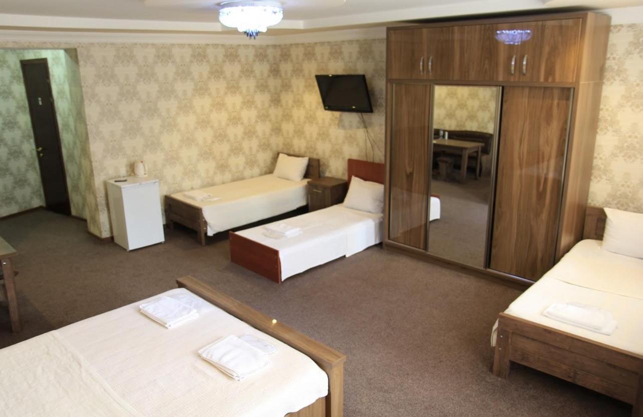 Royal Hotel Tbilissi Extérieur photo