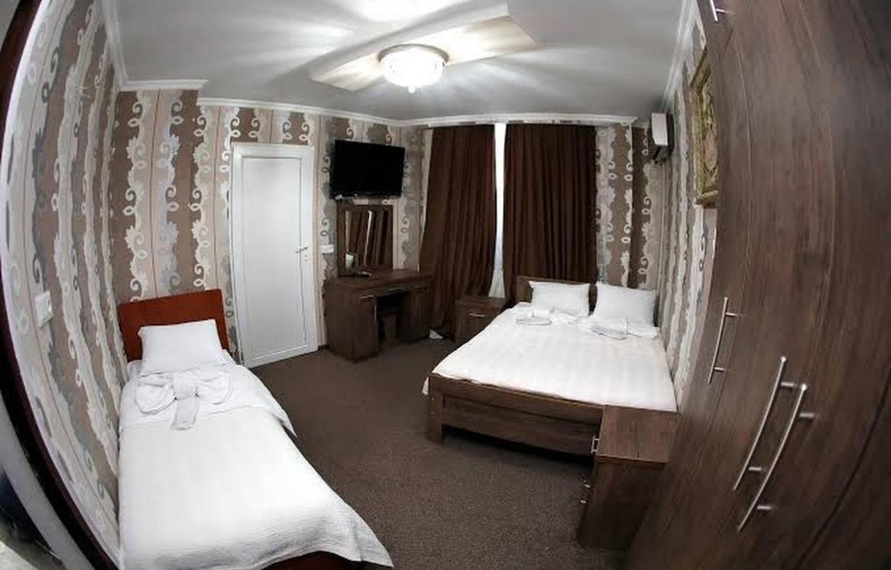Royal Hotel Tbilissi Extérieur photo